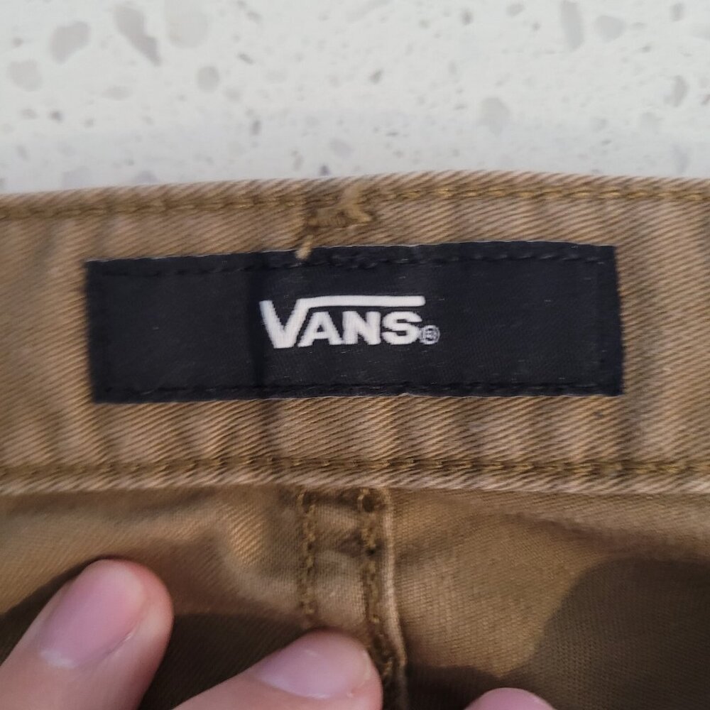 Vans Cut Off Shorts Mens 29 30x11 Khaki Flat Front Chino Skater Punk - Picture 9 of 9
